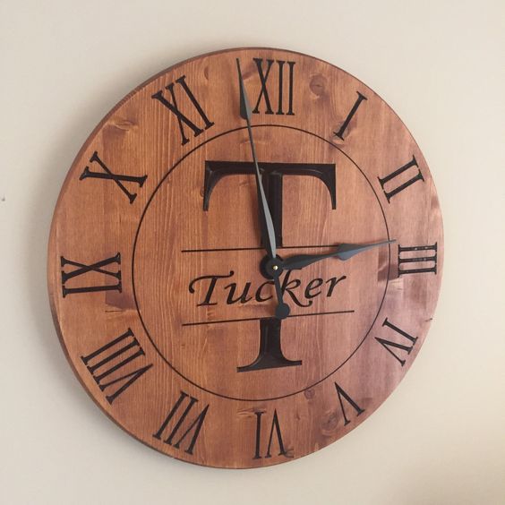 Circle craft Wooden Clock